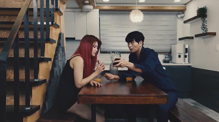 xem phim sex gay việt nam Hai cha con và bà má gợi cảm